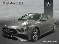 Gris montaña Usado 2024 Mercedes A200 AMG line Berlina | 34.800 € (Buen precio)