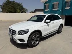 Blanco Usado 2016 Mercedes GLC220 AMG line SUV | 17.500 € (Precio justo)