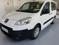 Blanco Usado 2012 Peugeot Partner Tepee Active Monovolumen | 9900 € (Precio justo)