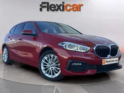 Granate Usado 2022 BMW 118 Sport Line Utilitario | 21.590 € (Precio justo)
