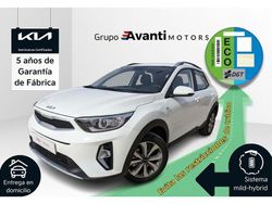 Blanco Usado 2022 Kia Stonic SUV | 16.560 € (Precio justo)