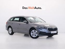 Gris Usado 2021 Skoda Octavia Ambition Familiar | 22.980 € (Un poco caro)