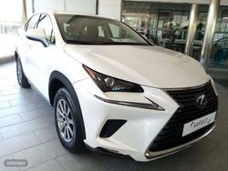 Blanco Usado 2018 Lexus NX300h Business Edition SUV | 31.600 € (Un poco caro)