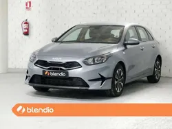 Gris Usado 2024 Kia Ceed Utilitario | 18.351 € (Precio justo)