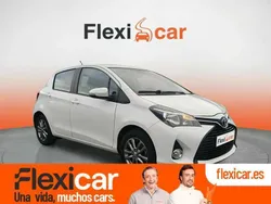 Blanco Usado 2017 Toyota Yaris Active Utilitario | 8590 € (Super precio)