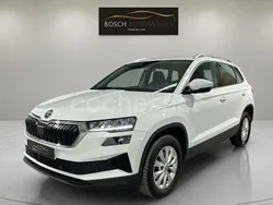 Blanco Usado 2022 Skoda Karoq Ambition SUV | 20.490 € (Buen precio)