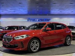 Rojo Usado 2021 BMW 118 Executive Utilitario | 23.990 € (Precio justo)