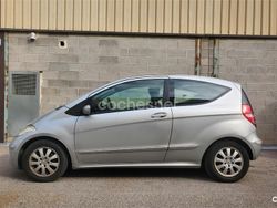 Gris / plata Usado 2005 Mercedes A160 Elegance Berlina | 2500 € (Precio justo)