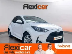 Amarillo Usado 2022 Toyota Yaris Edition Berlina | 15.990 €