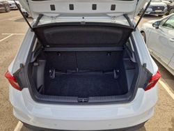 Usado 2024 Skoda Fabia Essence | 15.878 € (Precio justo)