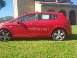 Rojo Usado 2007 Seat Leon Sport Berlina | 4800 € (Precio justo)