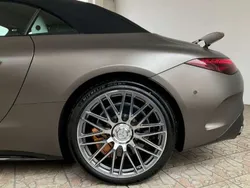 Gris Usado 2022 Mercedes SL63 AMG AMG Coupe | 165.000 € (Caro)