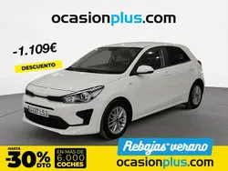 Blanco Usado 2021 Kia Rio Berlina | 12.200 € (Un poco caro)