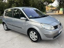 Gris / plata Usado 2005 Renault Scénic II Privilege Monovolumen | 2500 € (Buen precio)