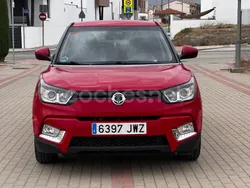 Rojo Usado 2017 Ssangyong Tivoli Limited SUV | 9999 € (Precio justo)
