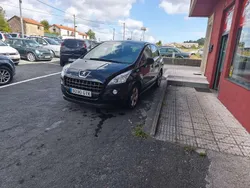Negro Usado 2010 Peugeot 3008 Business-Line Monovolumen | 4800 € (Precio justo)