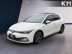 Blanco Usado 2022 VW Golf VIII Style Berlina | 23.900 € (Caro)