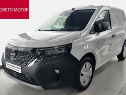 Blanco mineral sólido Usado 2023 Nissan Townstar Monovolumen | 28.900 € (Caro)