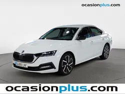 Blanco Usado 2021 Skoda Octavia Ambition Berlina | 17.955 € (Precio justo)