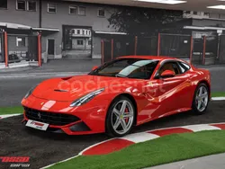 Rojo Usado 2016 Ferrari F12 Coupe | 246.999 €