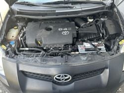 Negro Usado 2007 Toyota Auris Luna Berlina | 3200 € (Buen precio)