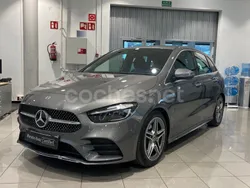Gris / plata Usado 2024 Mercedes B250e Monovolumen | 34.890 € (Precio justo)