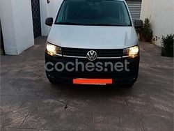 Gris / plata Usado 2017 VW Caravelle Trendline Monovolumen | 24.100 € (Super precio)