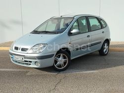 Gris / plata Usado 2003 Renault Scénic Dynamique Monovolumen | 1490 € (Buen precio)