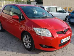 Rojo Usado 2008 Toyota Auris Luna Berlina | 3990 € (Precio justo)