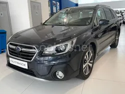 Gris / plata Usado 2019 Subaru Outback SUV | 28.900 €