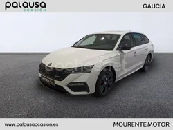 Blanco Usado 2023 Skoda Octavia RS Familiar | 33.500 €