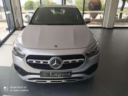 Gris Usado 2020 Mercedes GLA250 SUV | 34.900 €
