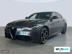 Gris Usado 2022 Alfa Romeo Giulia Veloce Berlina | 32.900 € (Buen precio)