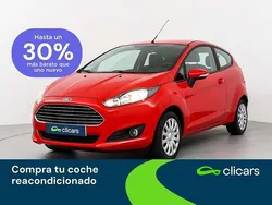 Rojo Usado 2014 Ford Fiesta Trend Utilitario | 8290 € (Precio justo)