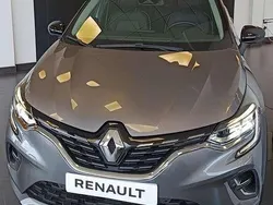 Usado 2021 Renault Captur Techno SUV | 19.256 € (Buen precio)