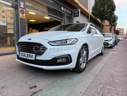 Blanco Usado 2019 Ford Mondeo Titanium Berlina | 15.800 € (Precio justo)