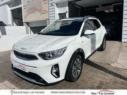 Blanco Usado 2022 Kia Stonic SUV | 15.995 € (Precio justo)
