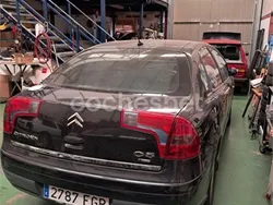 Negro Usado 2006 Citroën C5 Exclusive Berlina | 3000 €