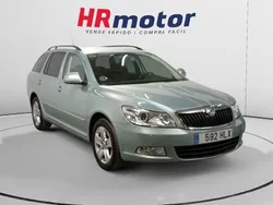 Gris Usado 2012 Skoda Octavia Active Familiar | 8390 € (Un poco caro)