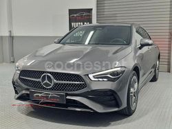 Gris / plata Usado 2024 Mercedes CLA250e Berlina | 39.100 € (Precio justo)