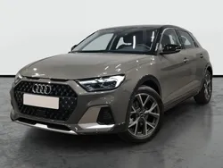 Gris cronos metalizado / negro mito Usado 2025 Audi A1 Utilitario | 27.990 € (Un poco caro)