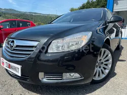 Negro Usado 2011 Opel Insignia Essentia Berlina | 7490 € (Un poco caro)