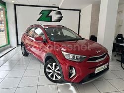 Rojo Usado 2022 Kia Stonic Plus SUV | 15.900 € (Precio justo)