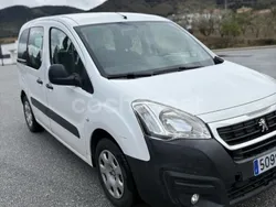 Blanco Usado 2016 Peugeot Partner Tepee Active Monovolumen | 7400 € (Buen precio)