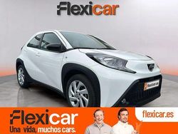Blanco Usado 2024 Toyota Aygo Play Utilitario | 14.990 € (Un poco caro)