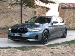 Azul Usado 2022 BMW 520 Comfort Edition Familiar | 36.990 € (Un poco caro)