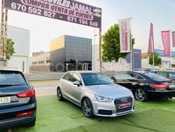 Gris / plata Usado 2015 Audi A1 Sportback Design Utilitario | 9499 € (Buen precio)