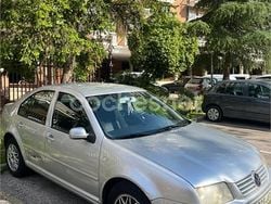 Gris / plata Usado 2000 VW Bora Highline Berlina | 1000 €