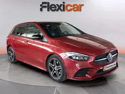 Rojo Usado 2022 Mercedes B200 Monovolumen | 25.690 €