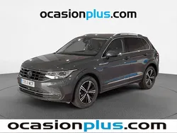 Gris Usado 2022 VW Tiguan Life SUV | 26.773 € (Buen precio)